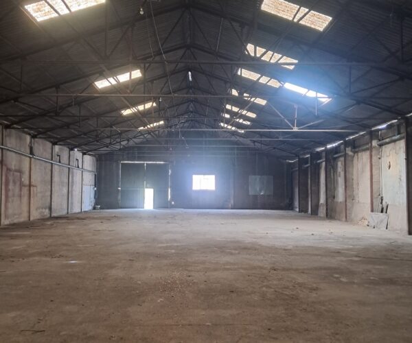 Se vende Nave en Villena