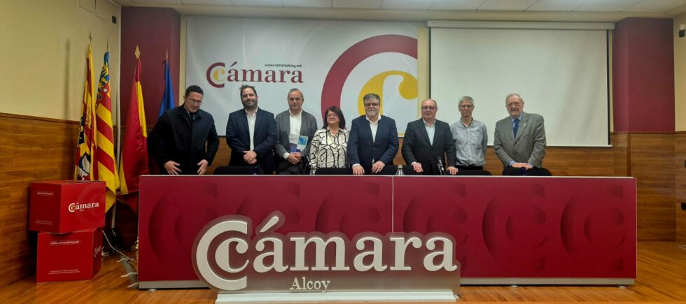 Villena presenta al empresariado de Alcoi su Nodo Logístico como aliado estratégico para su crecimiento internacional